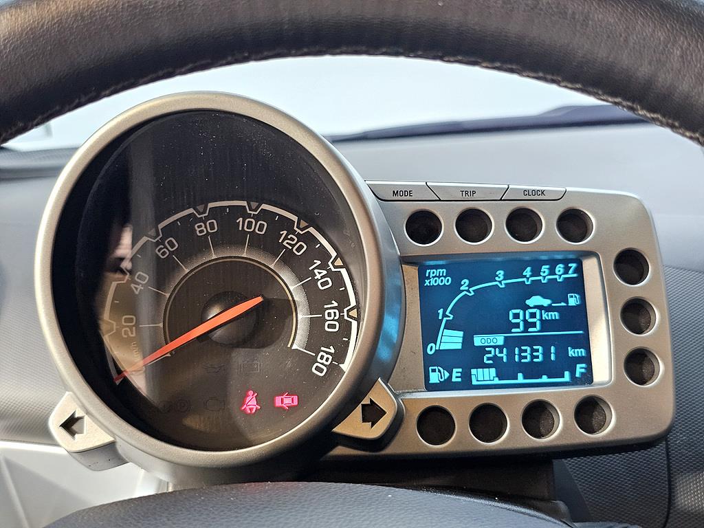 Chevrolet Spark - Vista 9