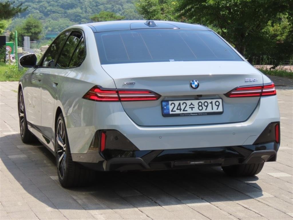 BMW 5 Series - Vista 6
