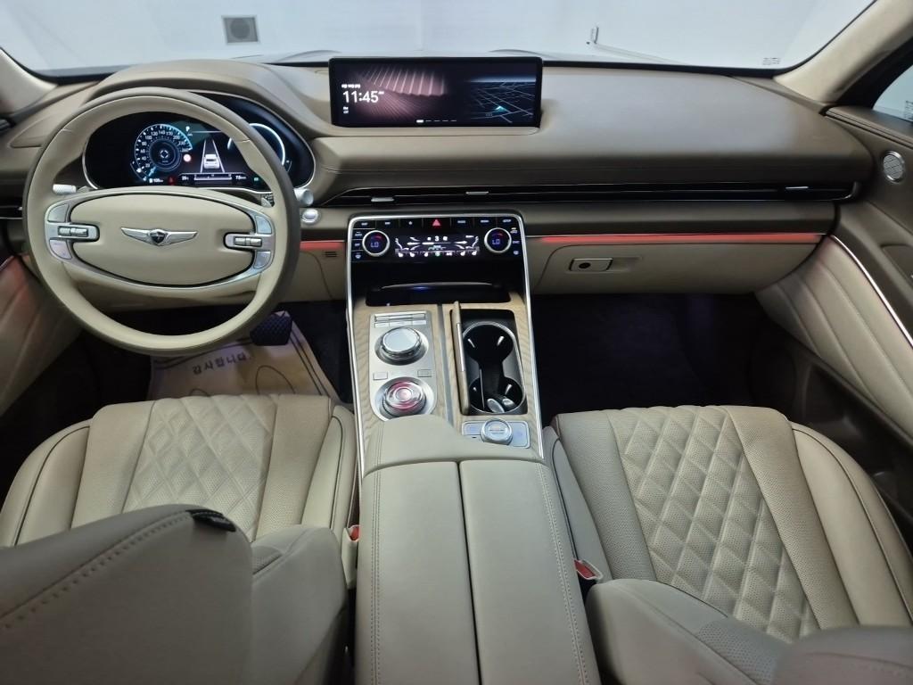 Genesis GV80 - Vista 11