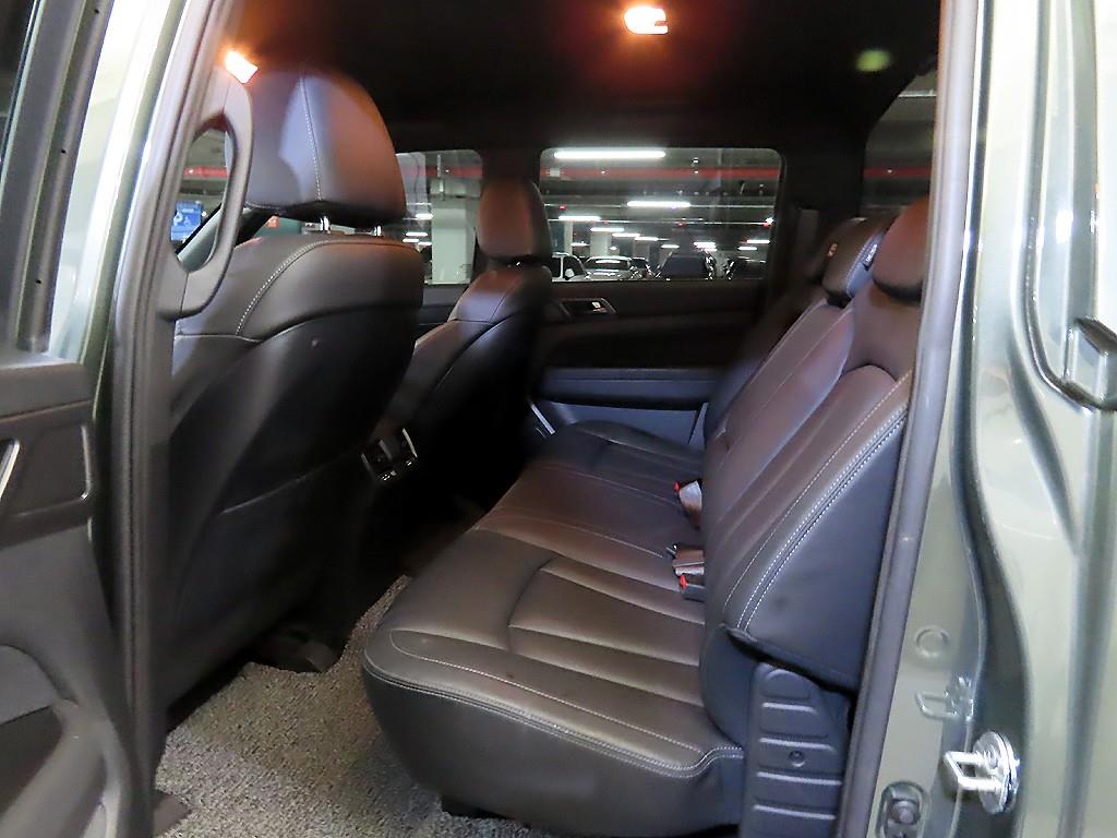 Ssangyong Rexton - Vista 9