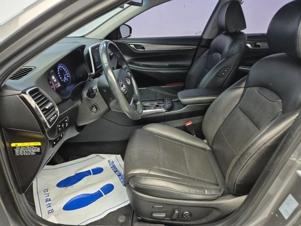 HYUNDAI Grandeur - Vista 12
