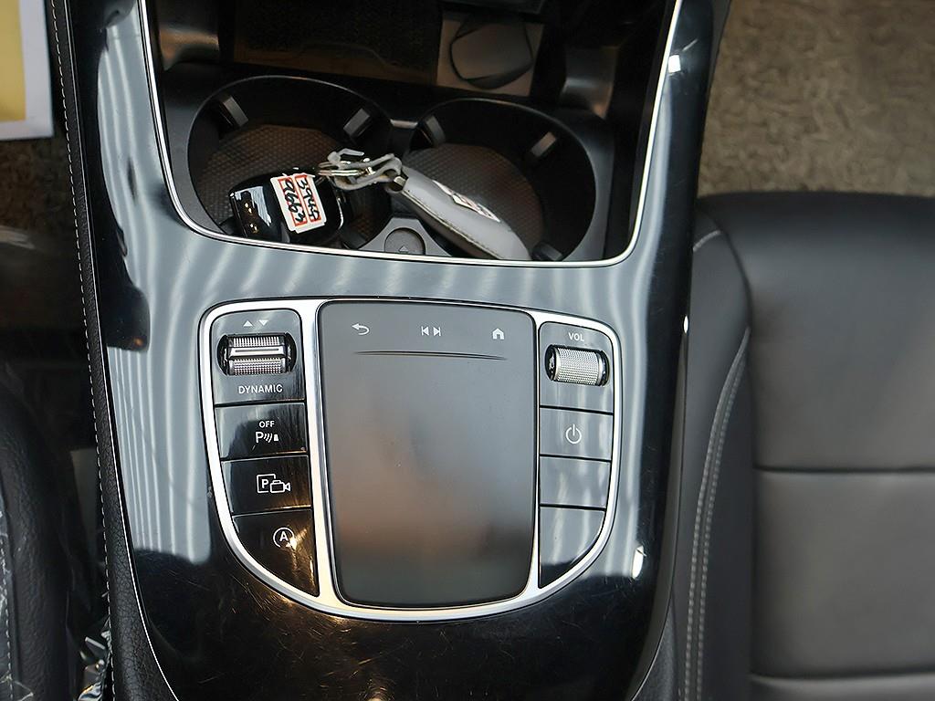 Mercedes Benz E class 2021 Negro - Importación desde Corea - HF Imports Iquique - Foto 18