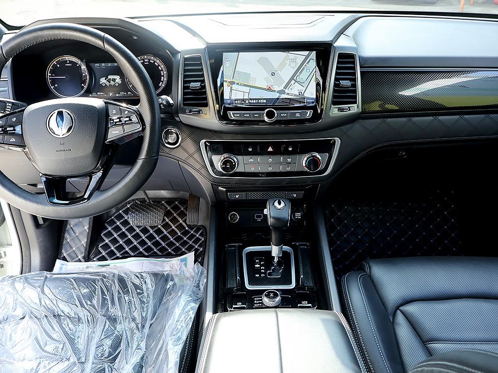Ssangyong Rexton - Vista 7