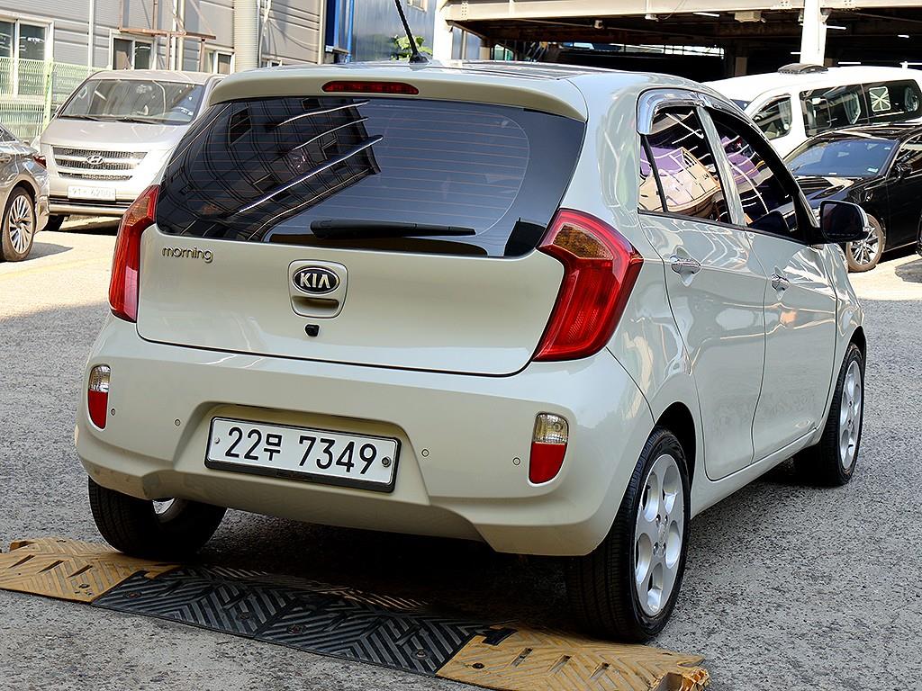KIA Morning - Vista 6