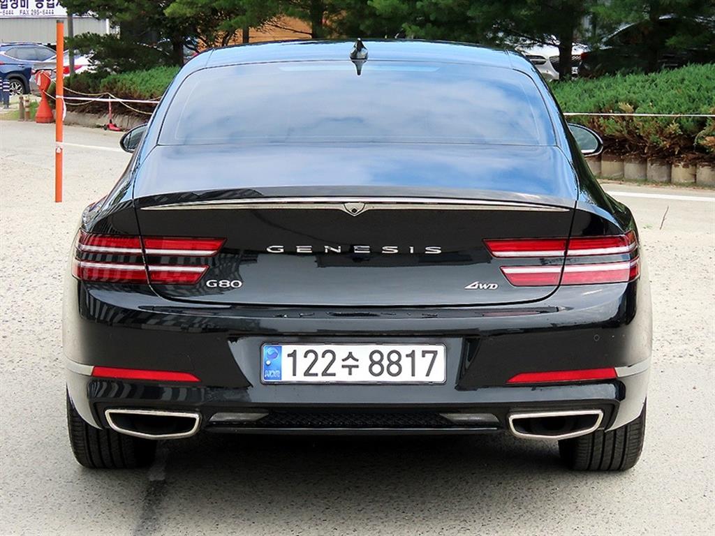 Genesis G80 - Vista 6