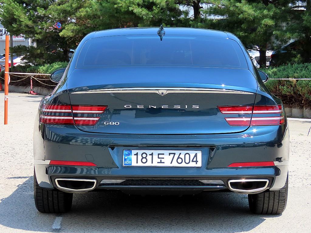 Genesis G80 - Vista 6