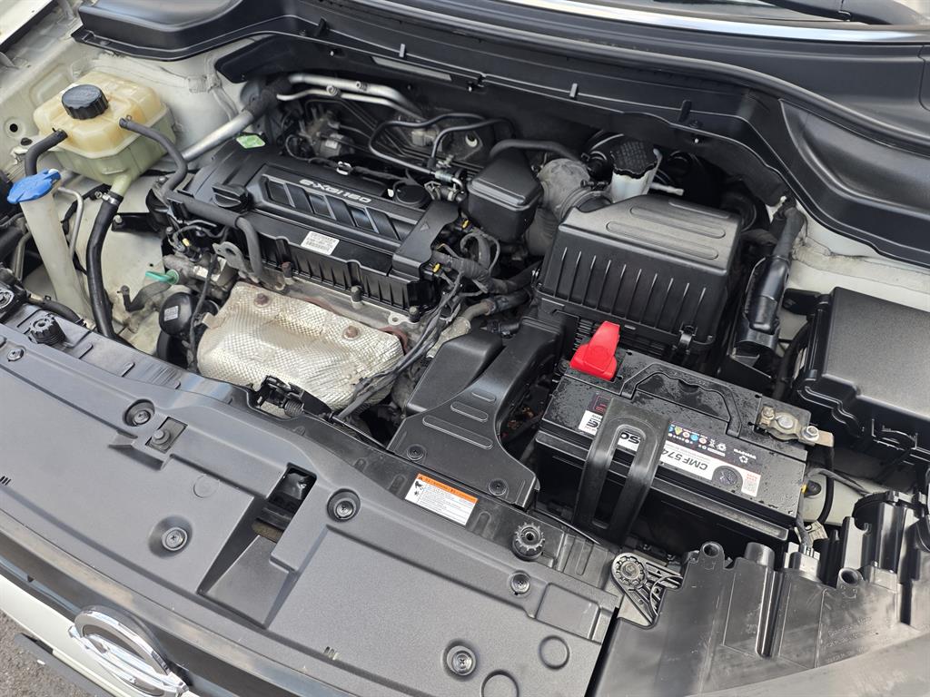 Ssangyong Tivoli - Vista 8
