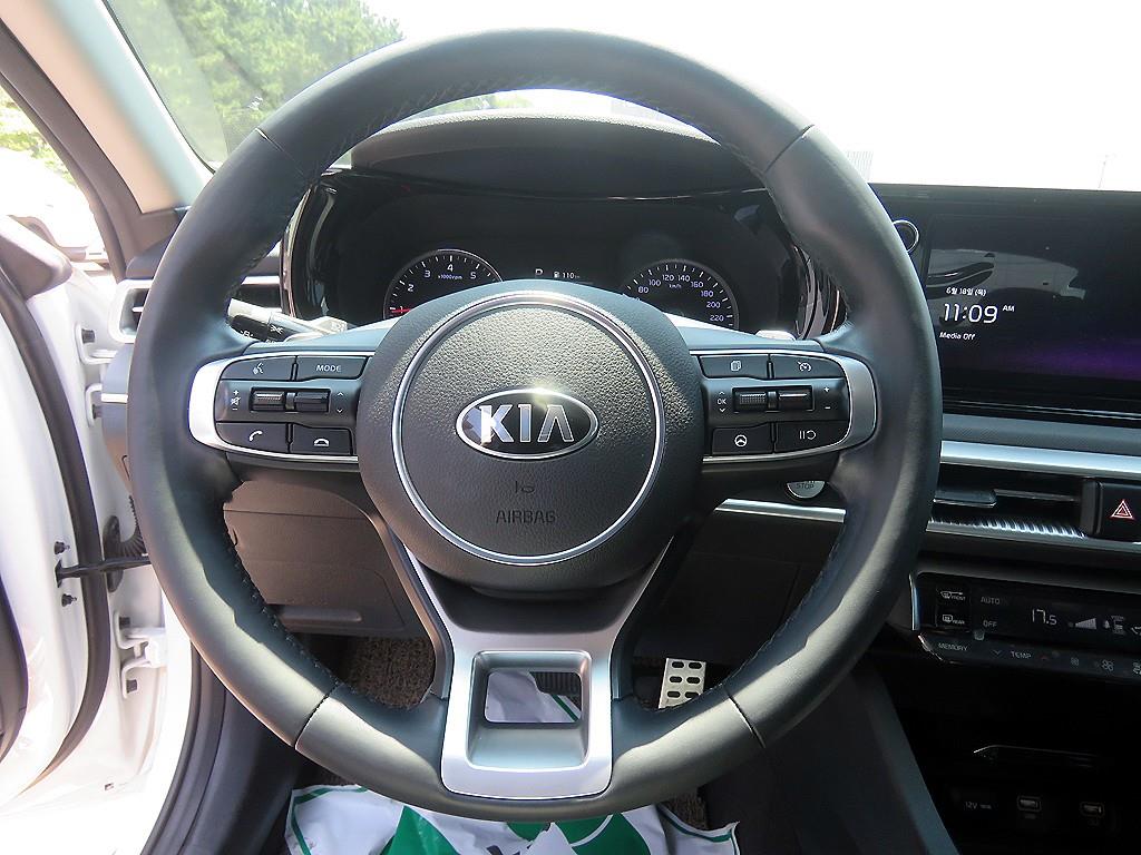 KIA K5 - Vista 11