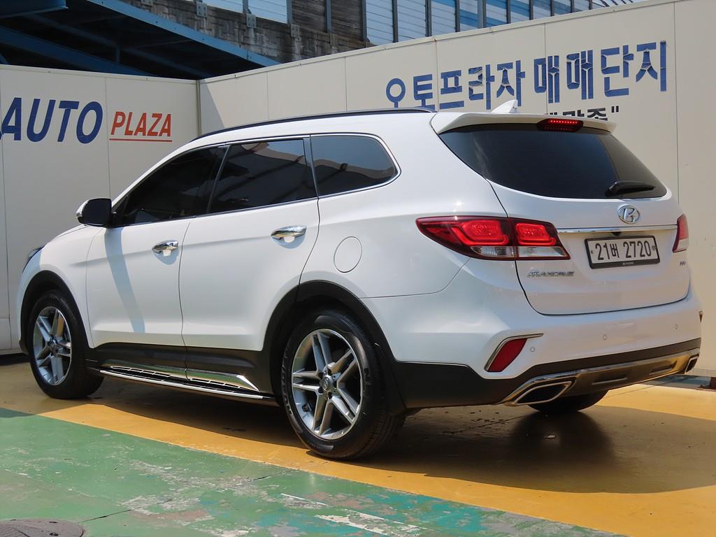 HYUNDAI Maxcruz - Vista 3