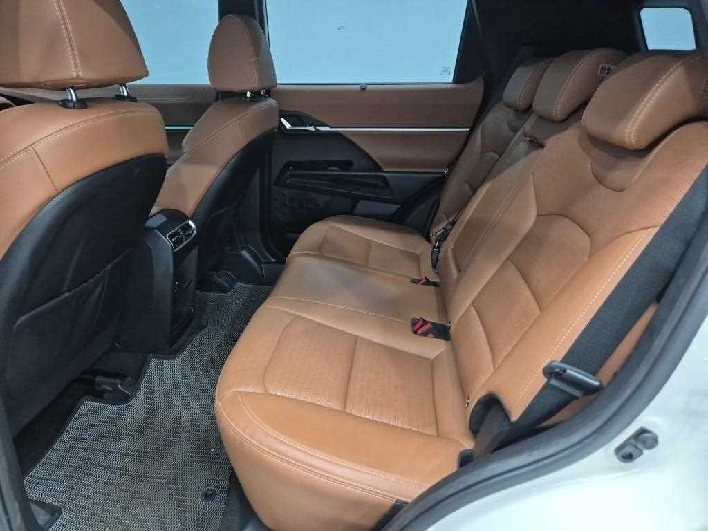 Ssangyong Torres - Vista 11