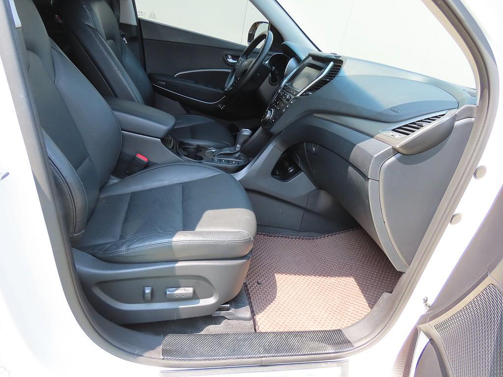 HYUNDAI Maxcruz - Vista 8