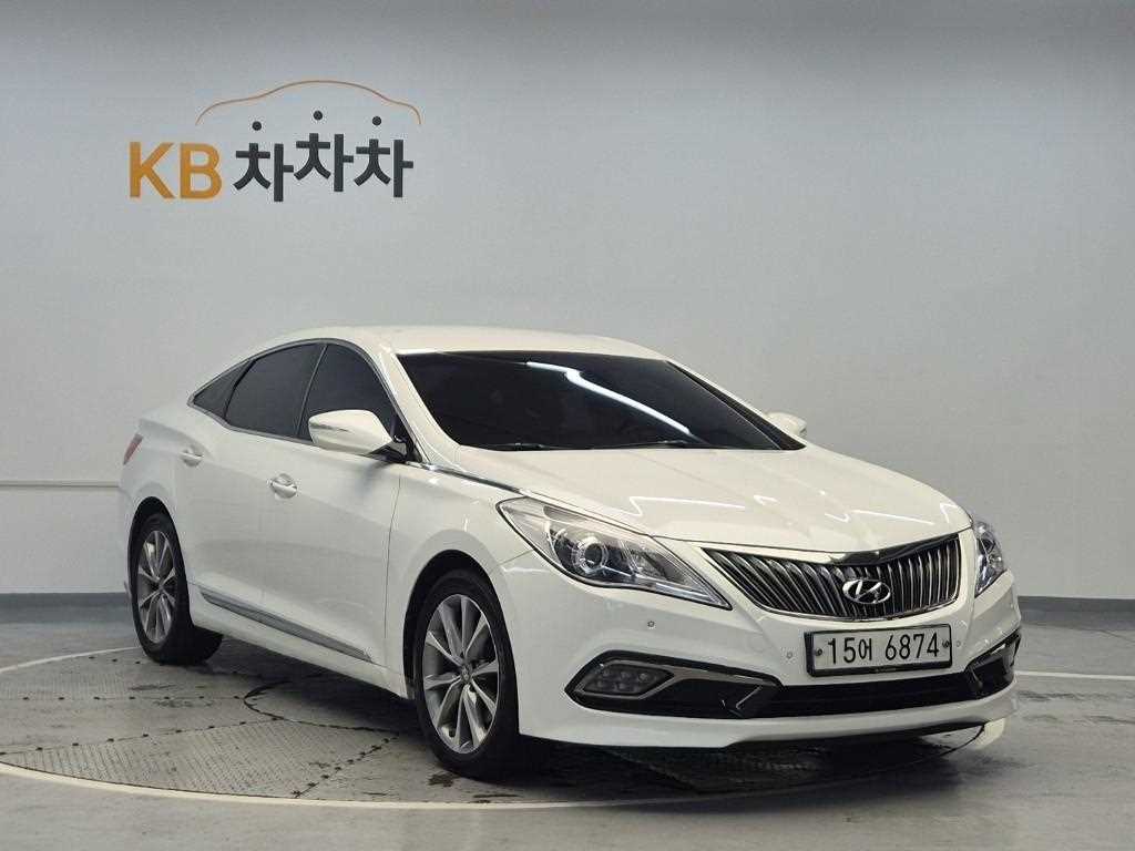 HYUNDAI Grandeur - Vista 4