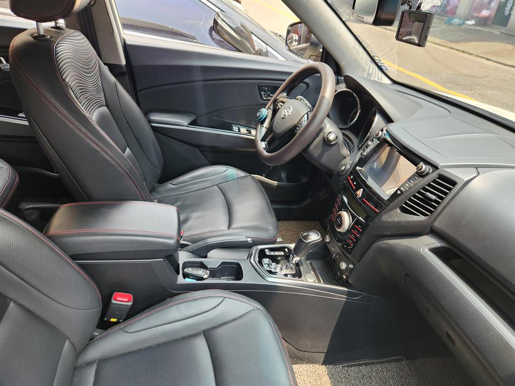 Ssangyong Tivoli - Vista 3