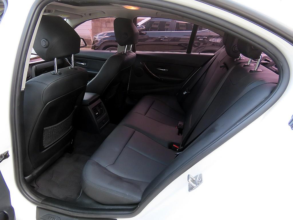 BMW 3 series - Vista 8