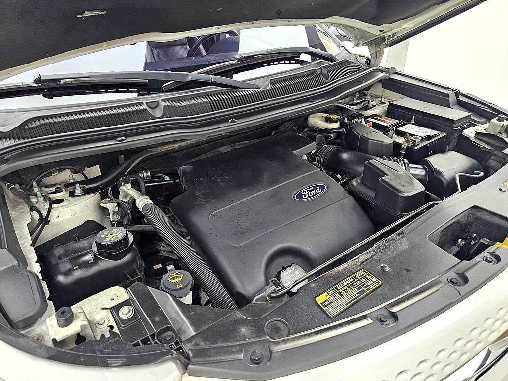 Ford Explorer - Vista 8