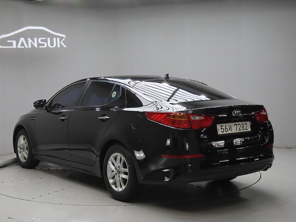 KIA K5 - Vista 3