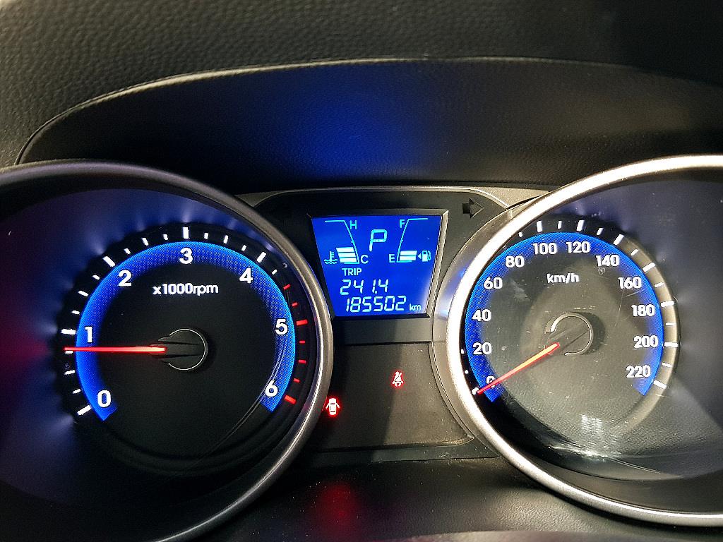 HYUNDAI Tucson - Vista 9