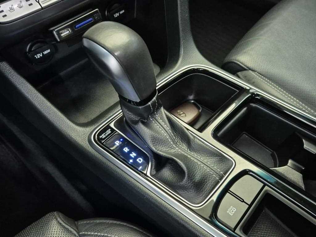HYUNDAI Sonata - Vista 10