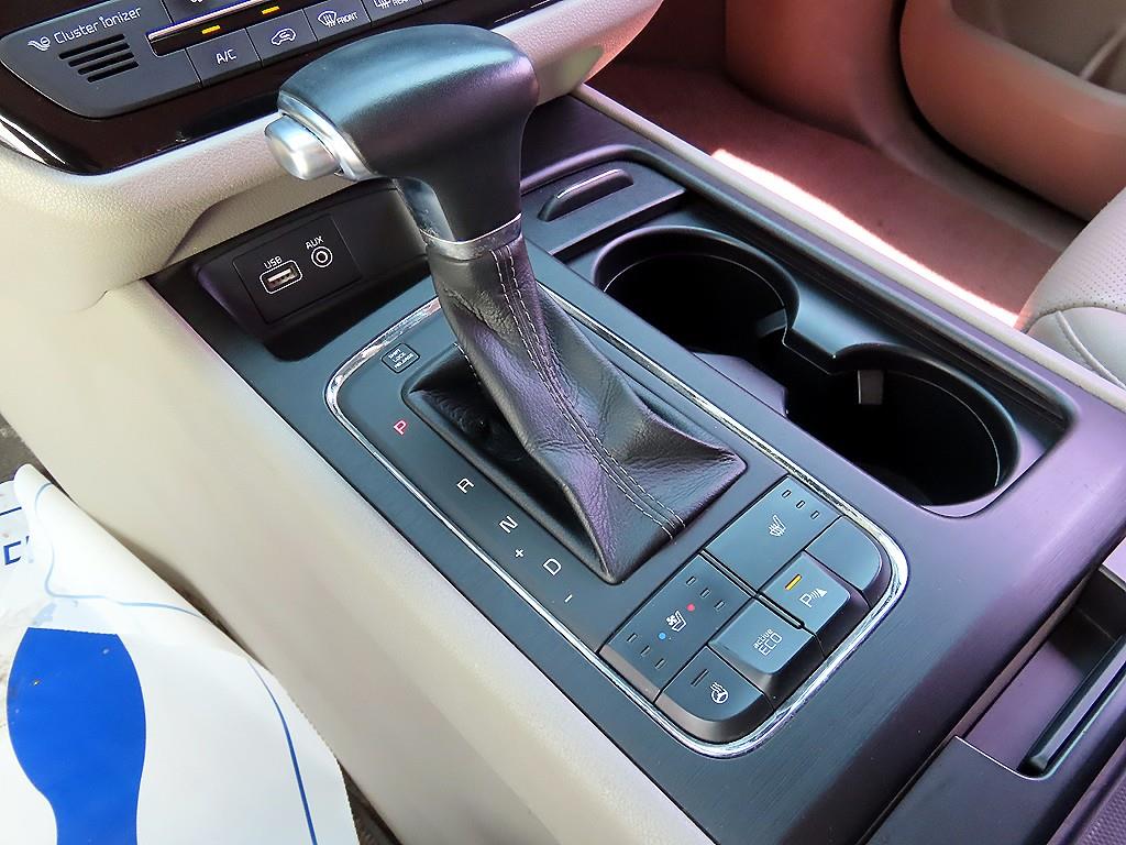 KIA Carnival 2017 - Importación desde Corea - HF Imports Iquique - Foto 13