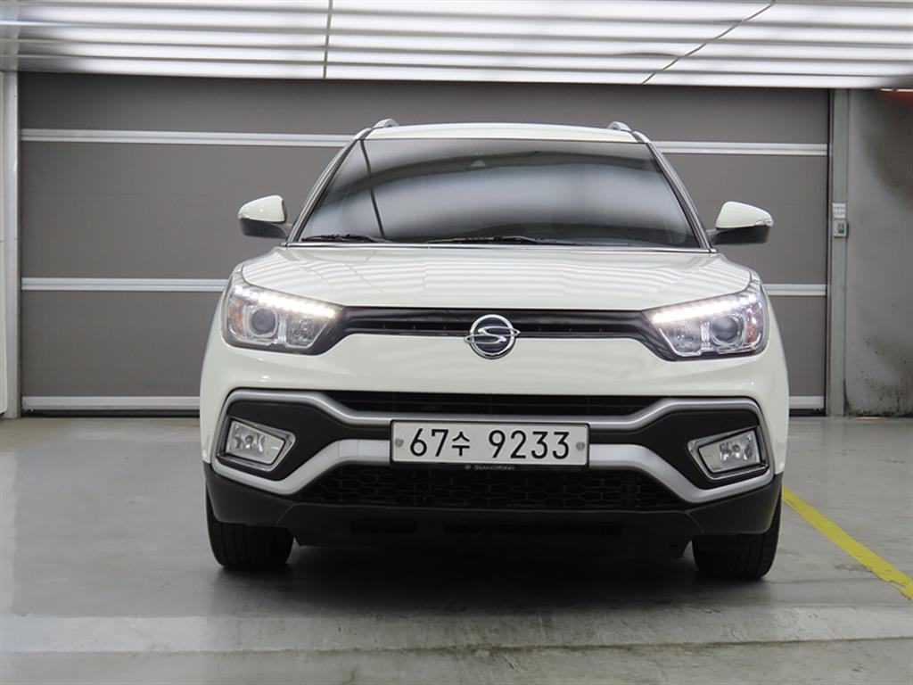 Ssangyong Tivoli - Vista 2