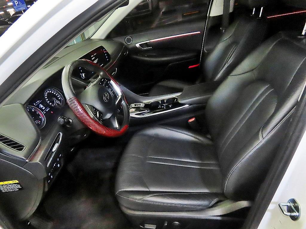 HYUNDAI Sonata - Vista 8