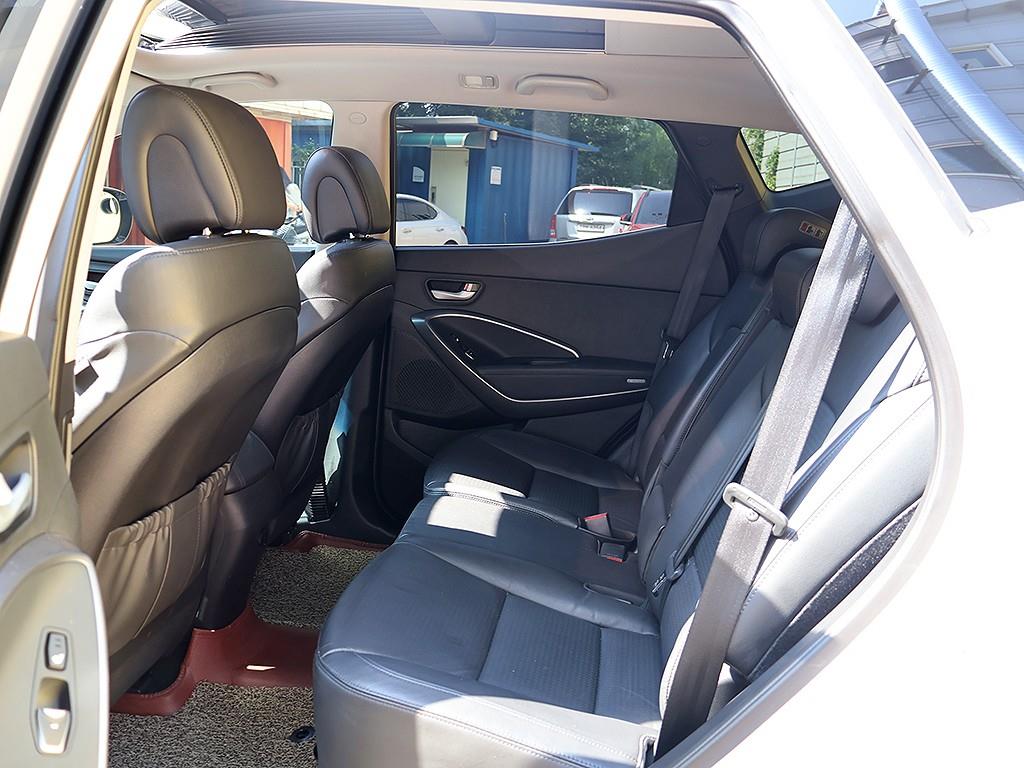 HYUNDAI Santa Fe 2013 Blanco - Importación desde Corea - HF Imports Iquique - Foto 14