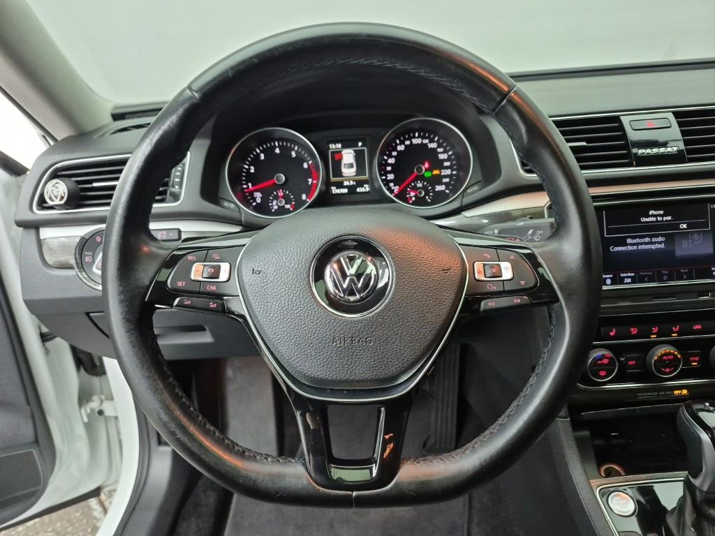 Volkswagen Passat - Vista 11