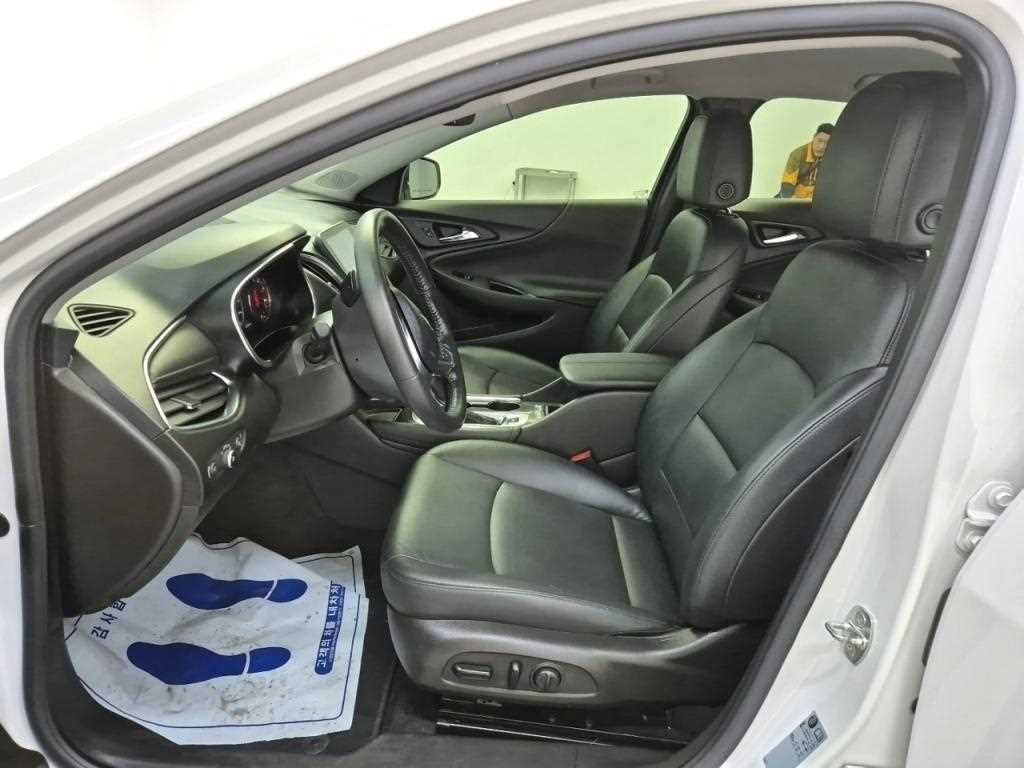 Chevrolet Malibu 2020 Blanco - Importación desde Corea - HF Imports Iquique - Foto 13