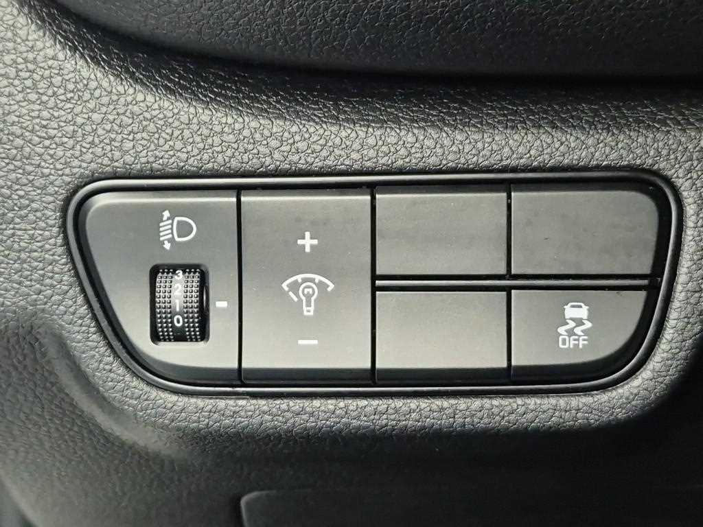 KIA Seltos 2023 Blanco - Importación desde Corea - HF Imports Iquique - Foto 19