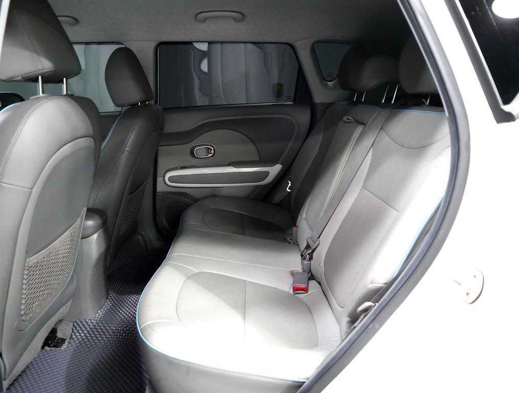 KIA Soul - Vista 12