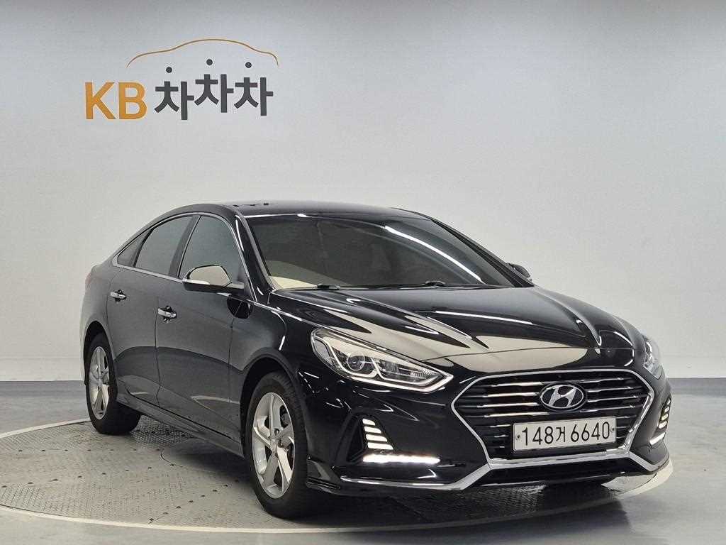 HYUNDAI Sonata - Vista 6