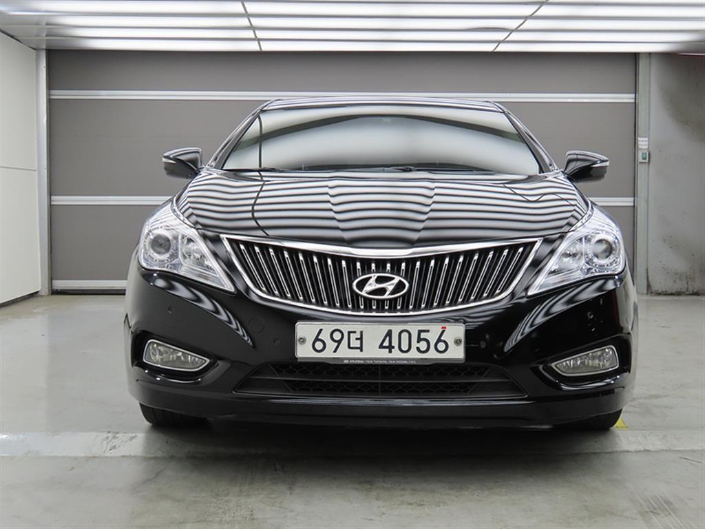 HYUNDAI Grandeur - Vista 2