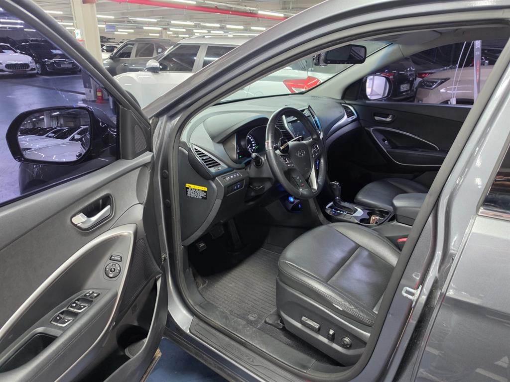 HYUNDAI Santa Fe - Vista 9
