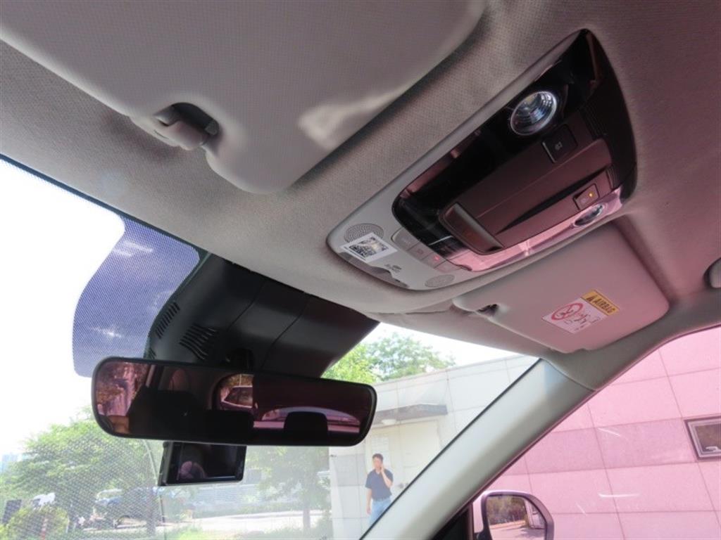 KIA Seltos - Vista 12