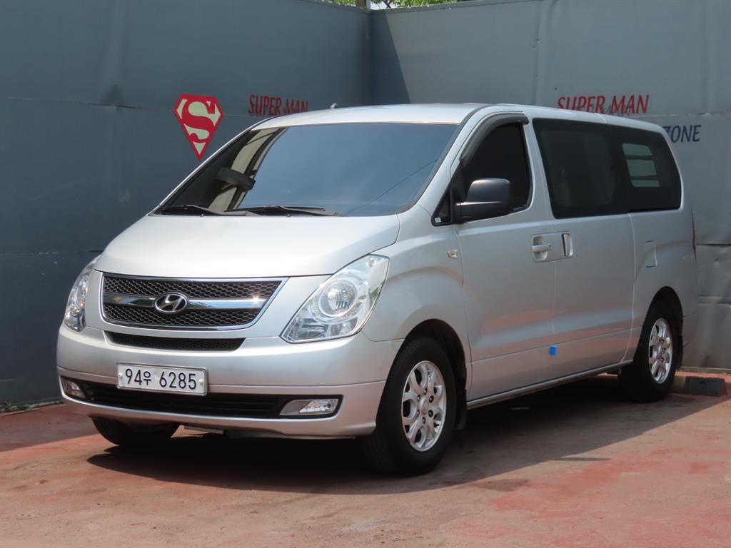 HYUNDAI Starex 2010