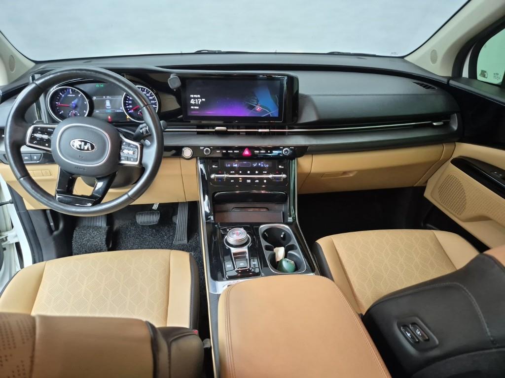 KIA Carnival - Vista 7