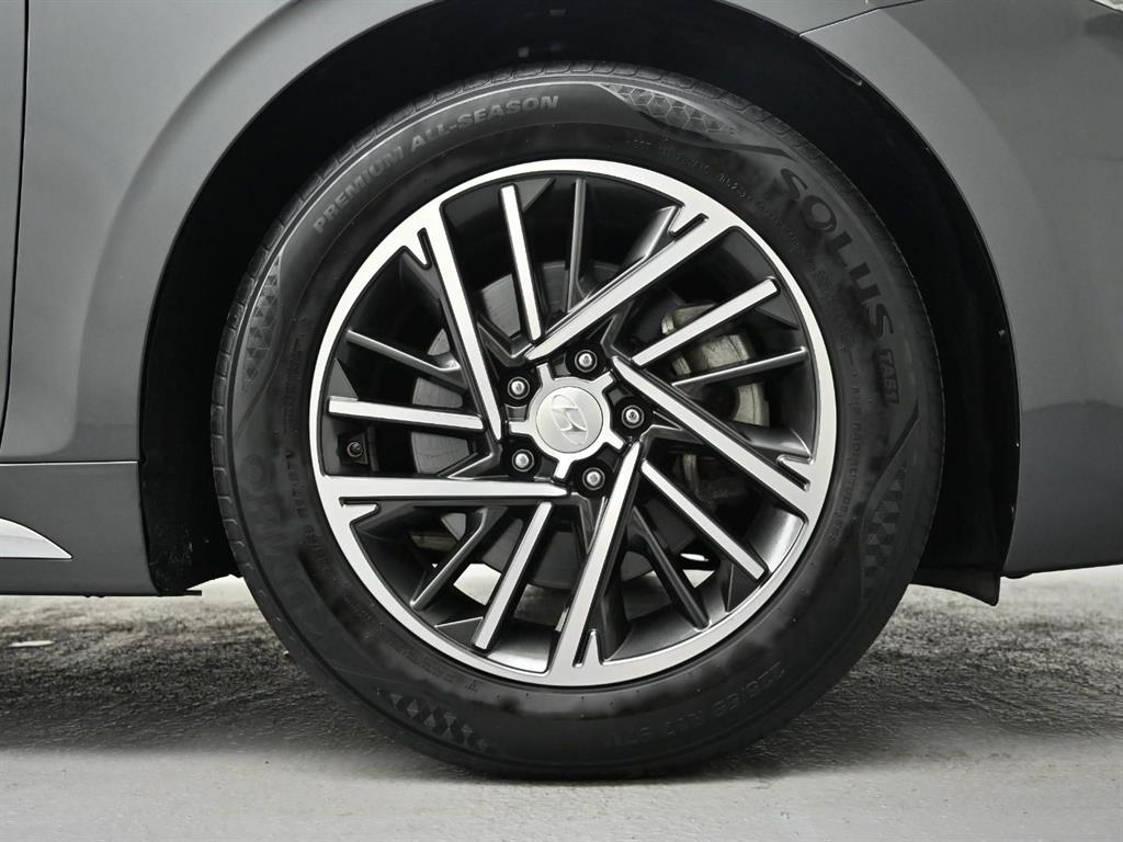 HYUNDAI Grandeur - Vista 7