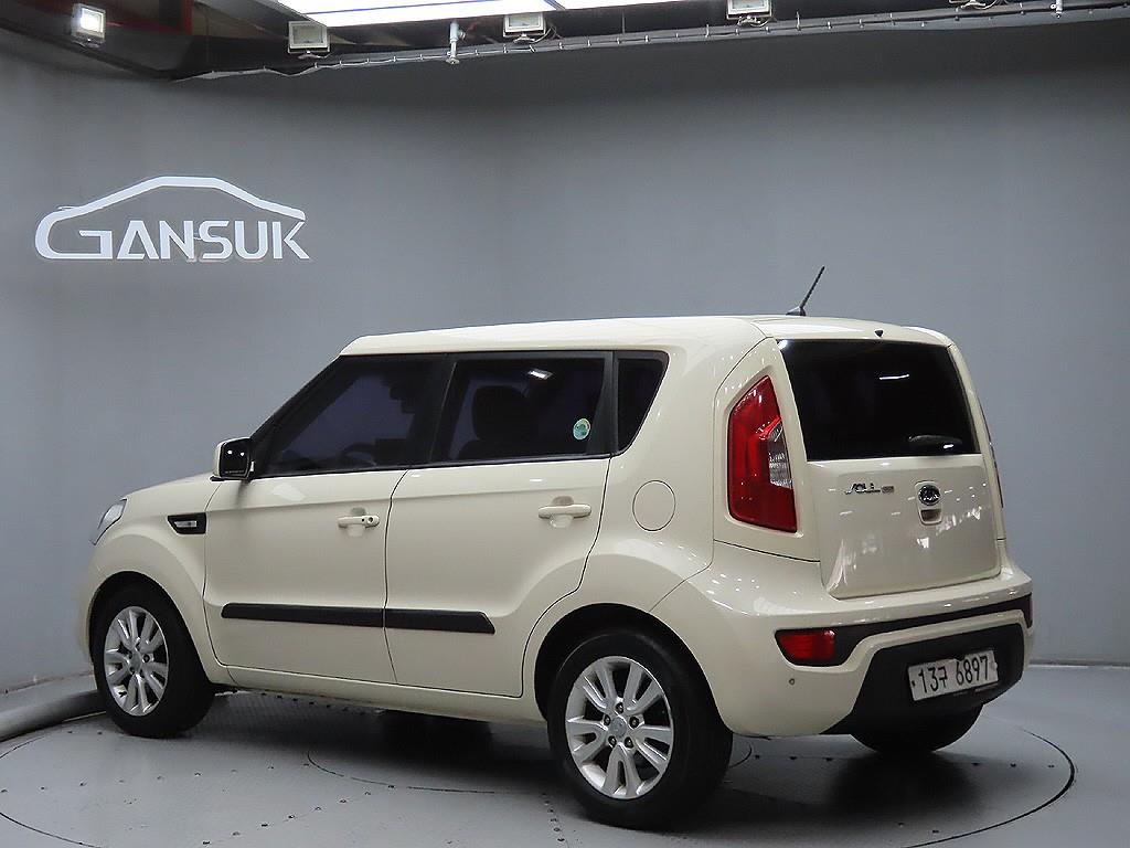 KIA Soul - Vista 3