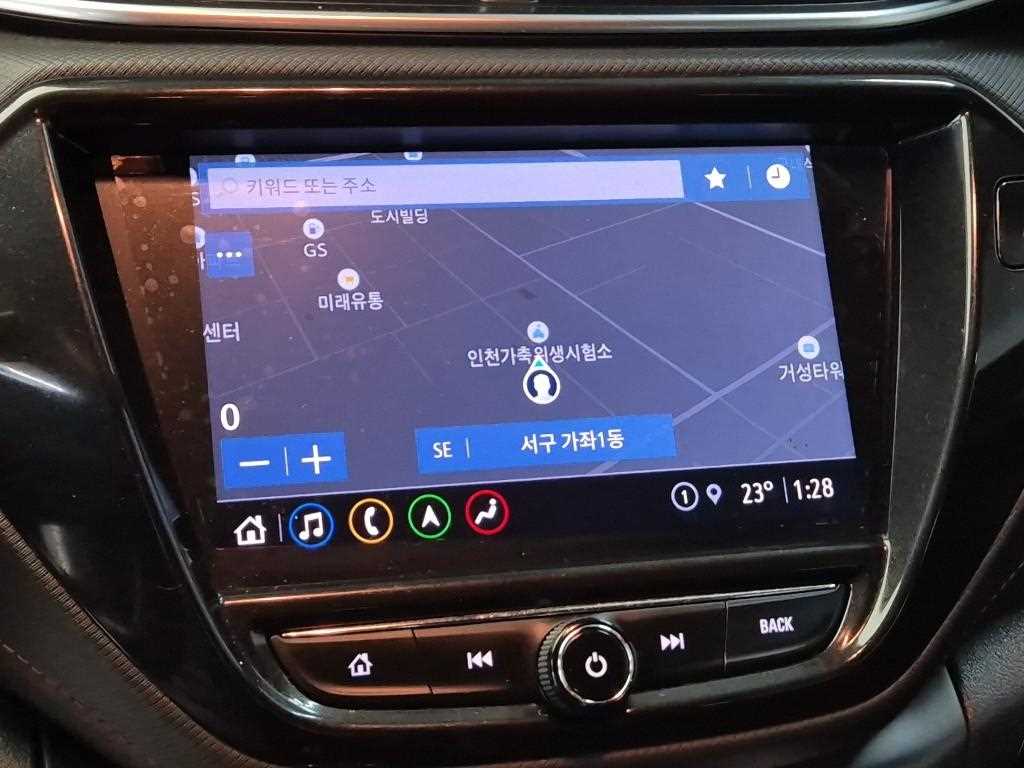 Chevrolet Trail Blazer 2021 Blanco - Importación desde Corea - HF Imports Iquique - Foto 15