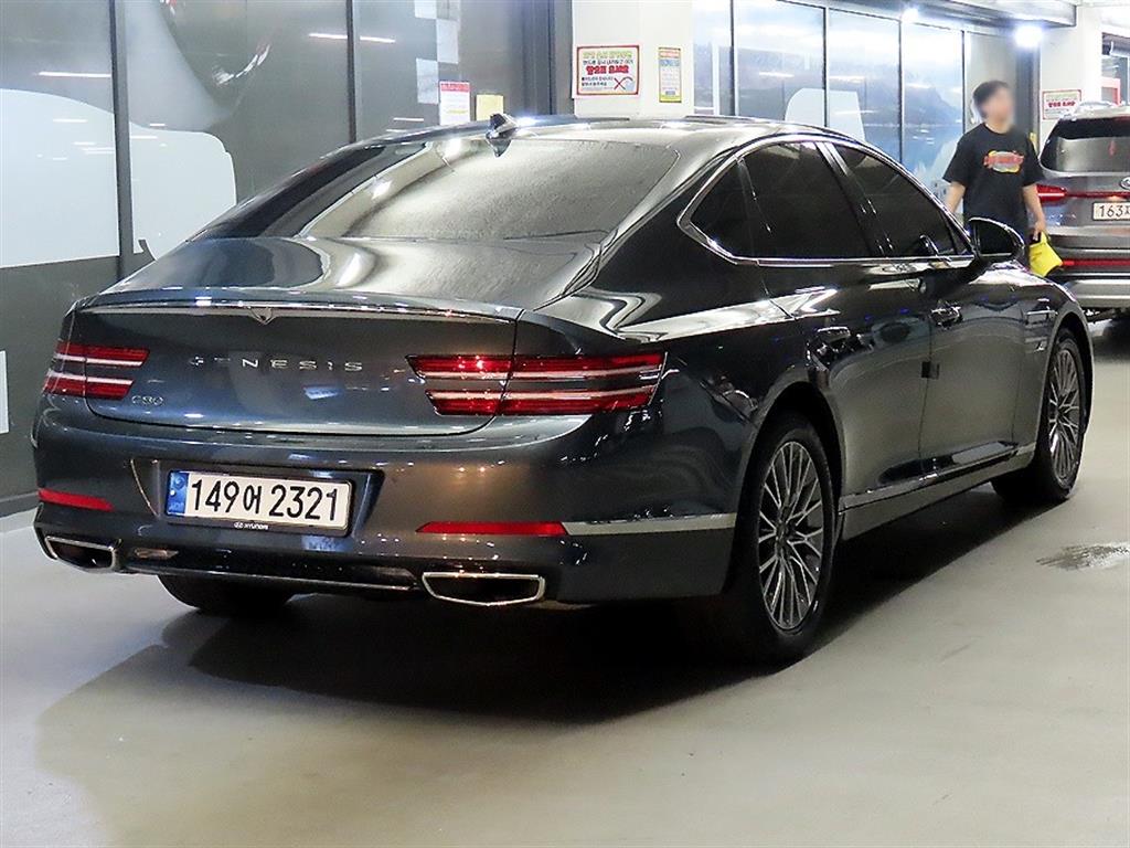 Genesis G80 - Vista 6