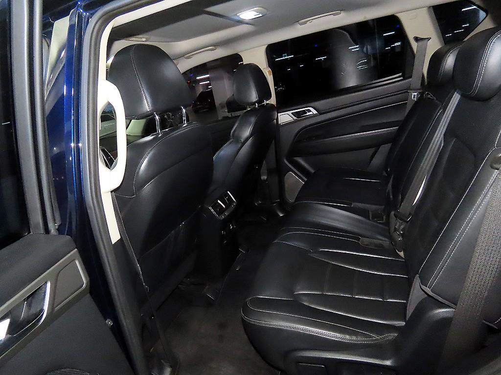Ssangyong Rexton - Vista 9
