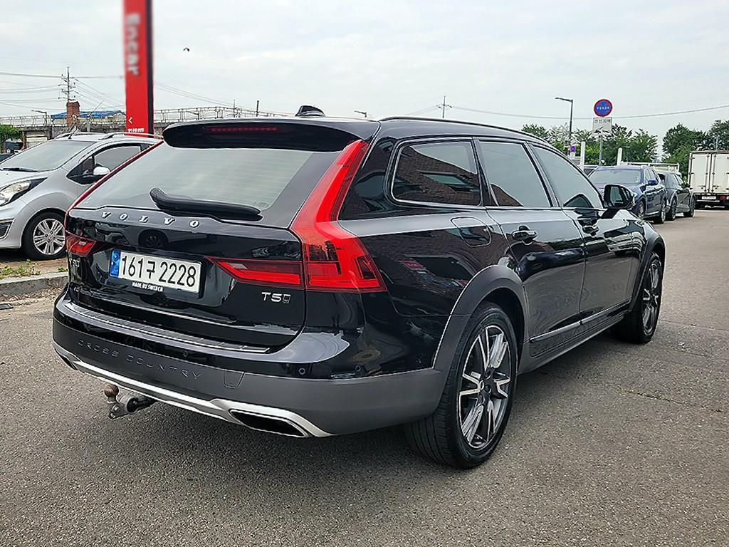 Volvo V90 - Vista 6