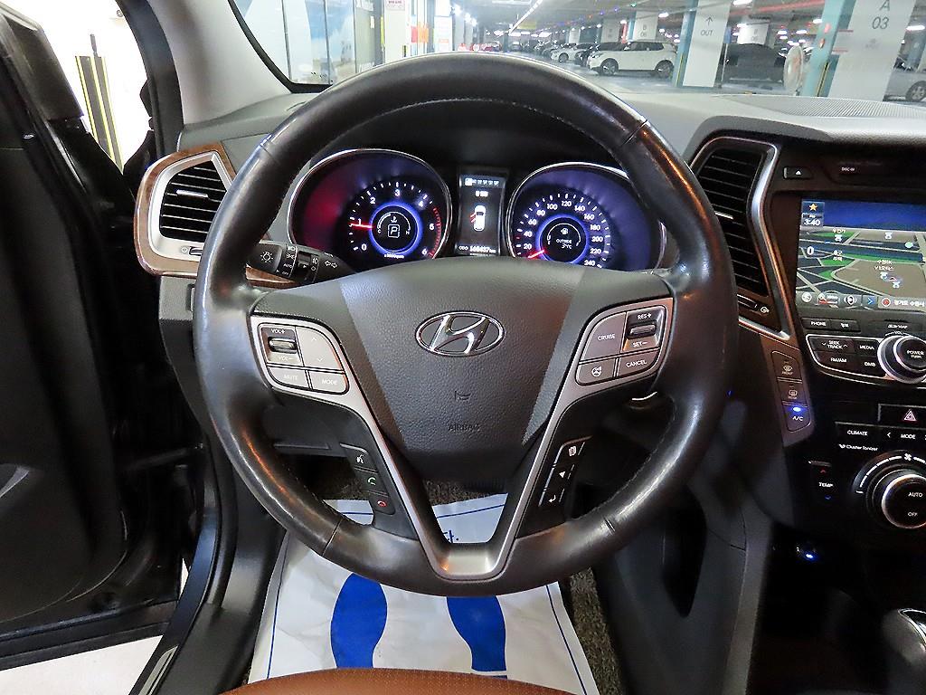 HYUNDAI Maxcruz - Vista 10