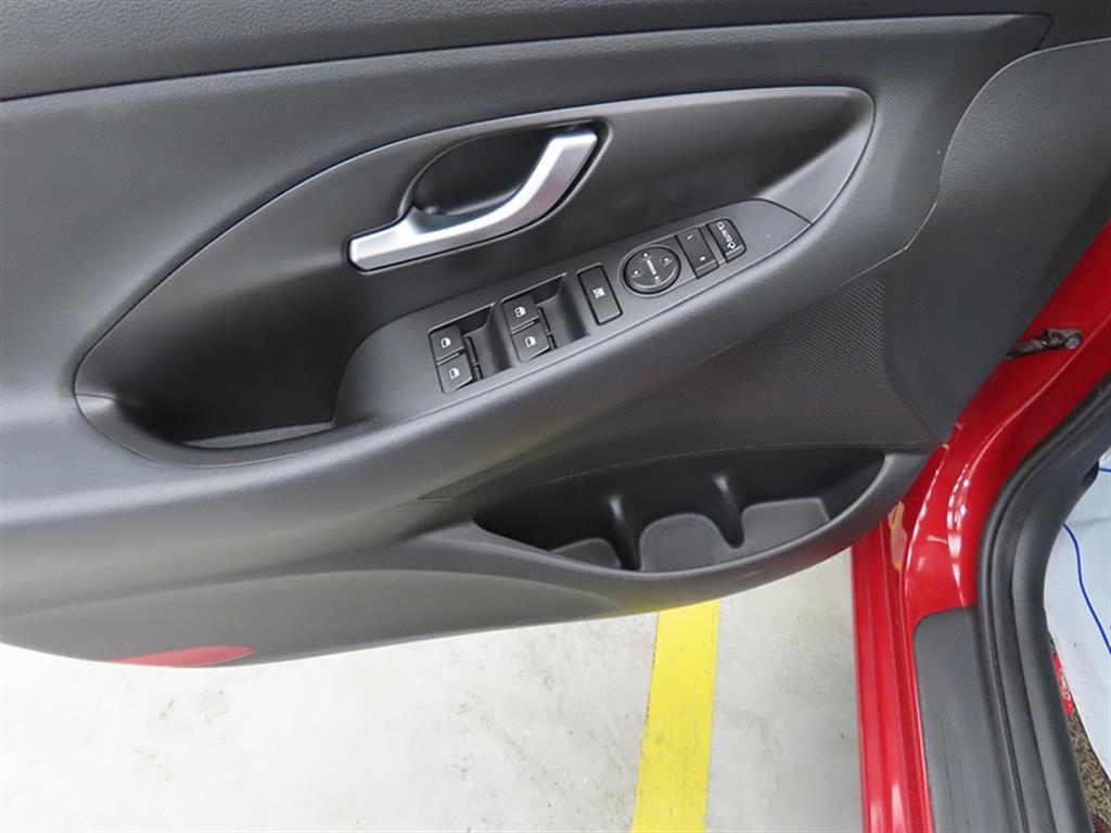 HYUNDAI i30 2017 Rojo - Importación desde Corea - HF Imports Iquique - Foto 14