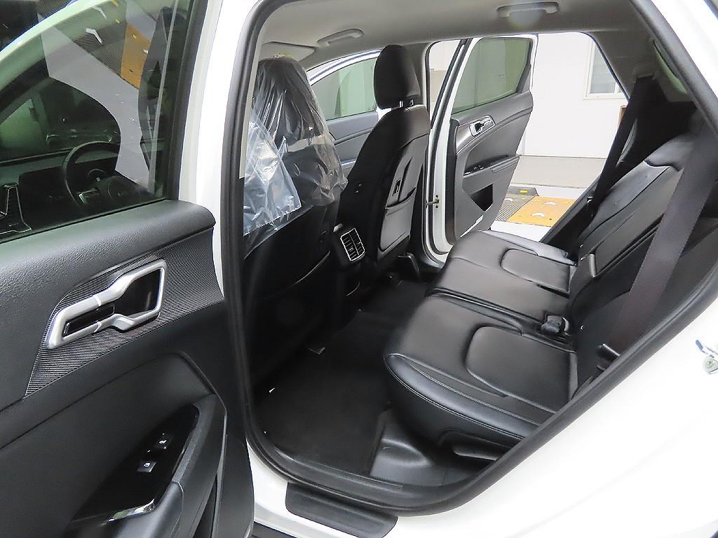KIA Sportage - Vista 11