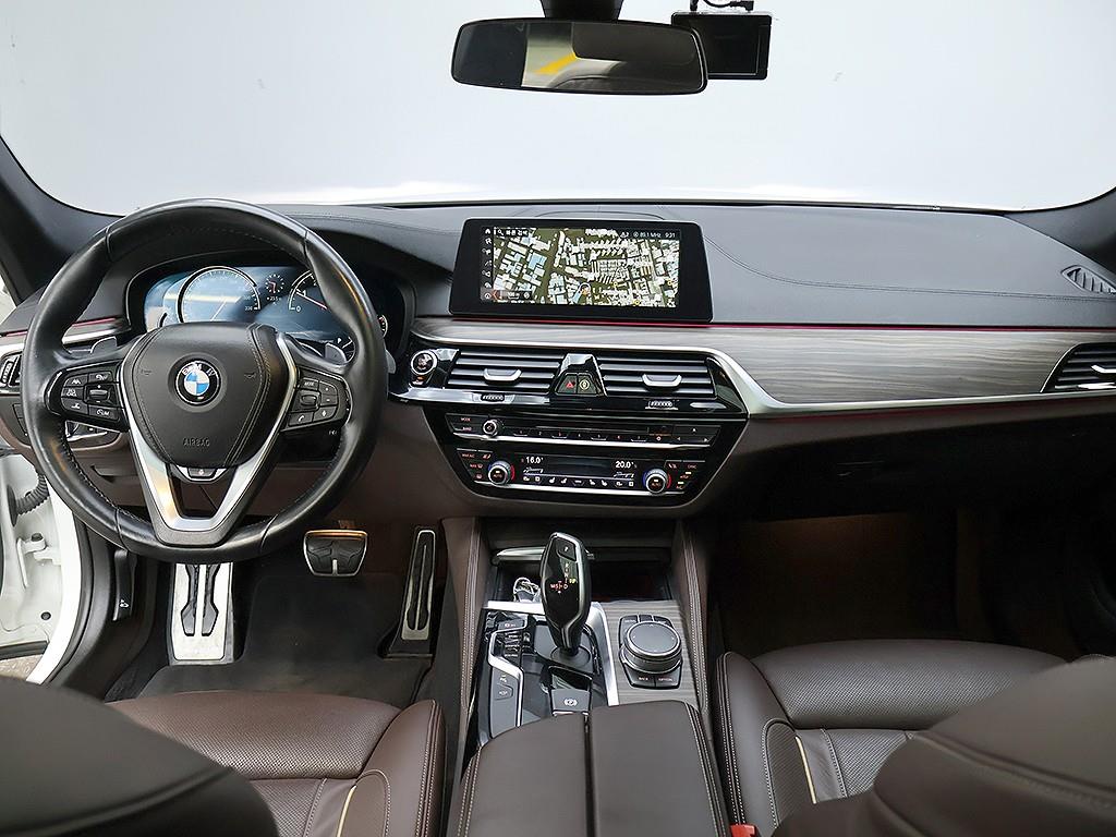 BMW 5 Series - Vista 7