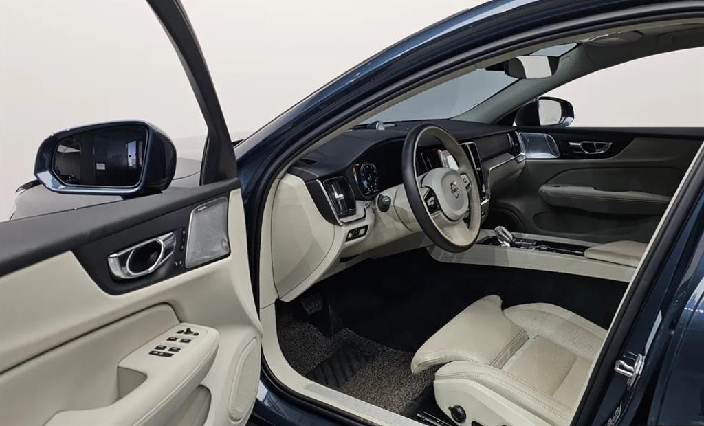 Volvo V60 - Vista 12