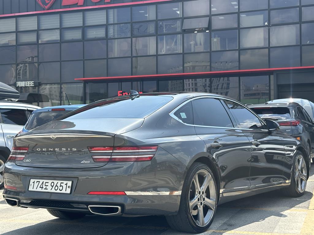 Genesis G80 - Vista 2