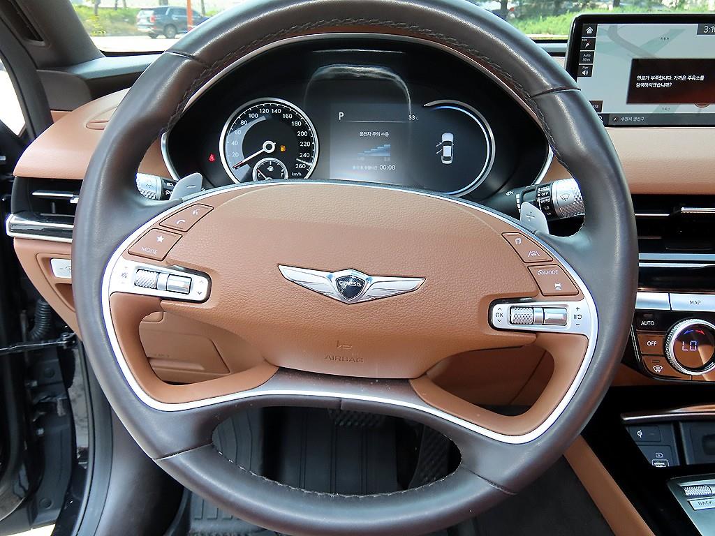 Genesis G80 - Vista 10