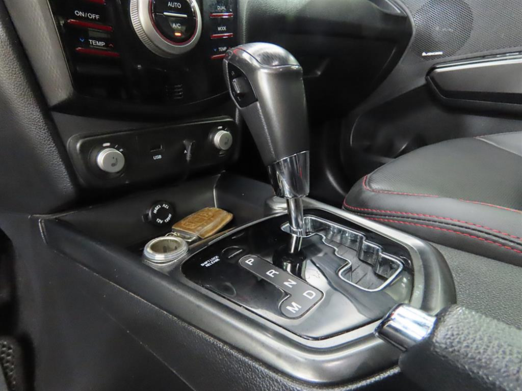 Ssangyong Tivoli 2017 Blanco - Importación desde Corea - HF Imports Iquique - Foto 13